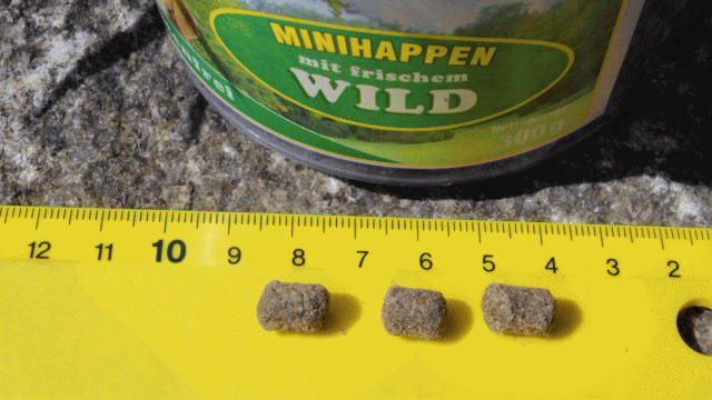 300 Gramm Dose minihappen_mit_frischem_wild_glutenfrei inkl. Lineal und 4 einzelnen Minihappen